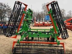 Cultivator for full-field cultivation Atlas